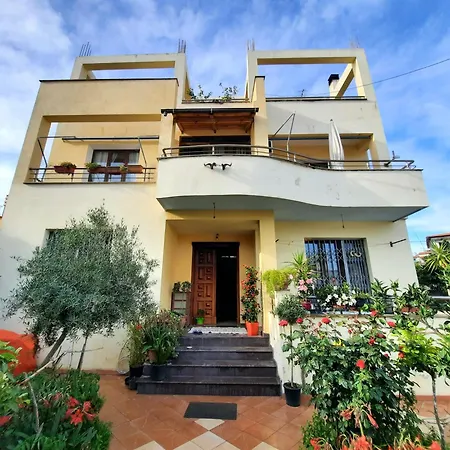 Ademaj Casa vacanze *