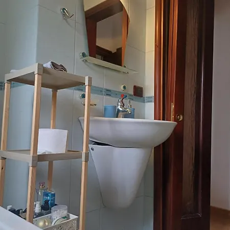 Ademaj بيت للعطل