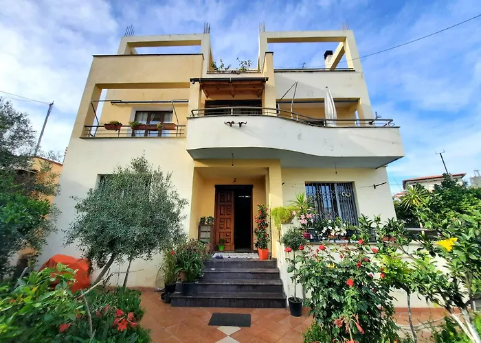 Ademaj Dom wakacyjny *